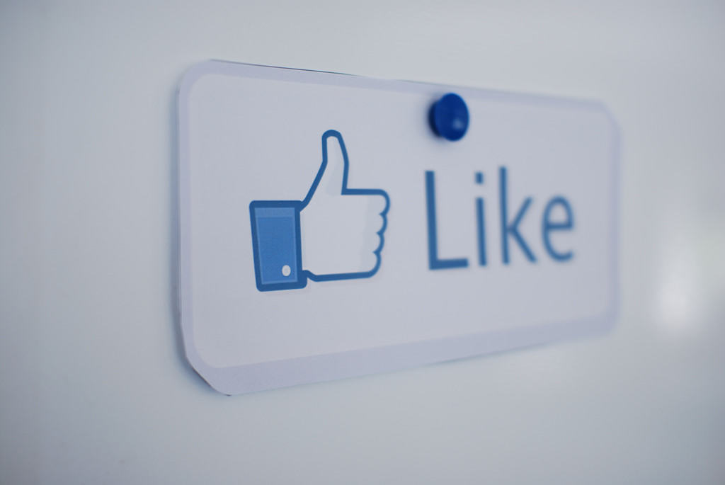 réseaux sociaux-facebook-mention-j'aime